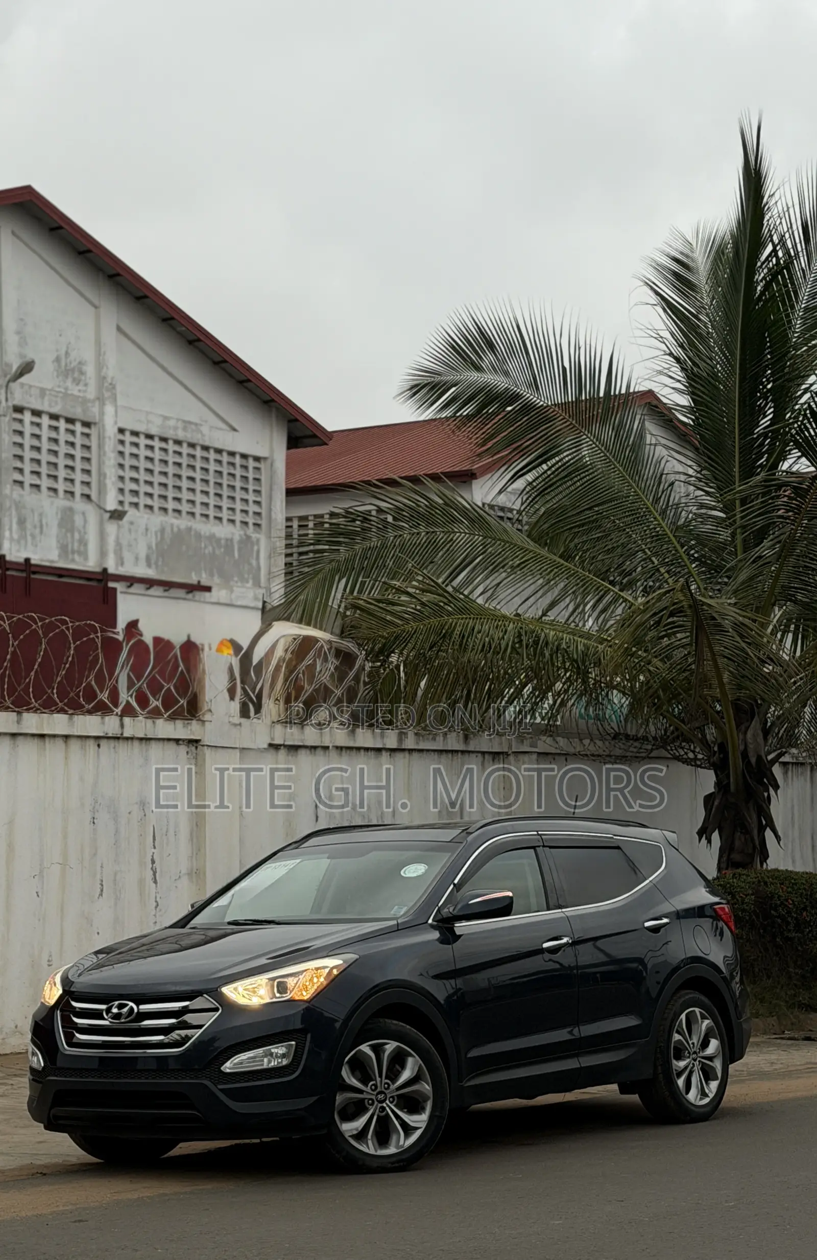 Hyundai Santa Fe 2016 Black