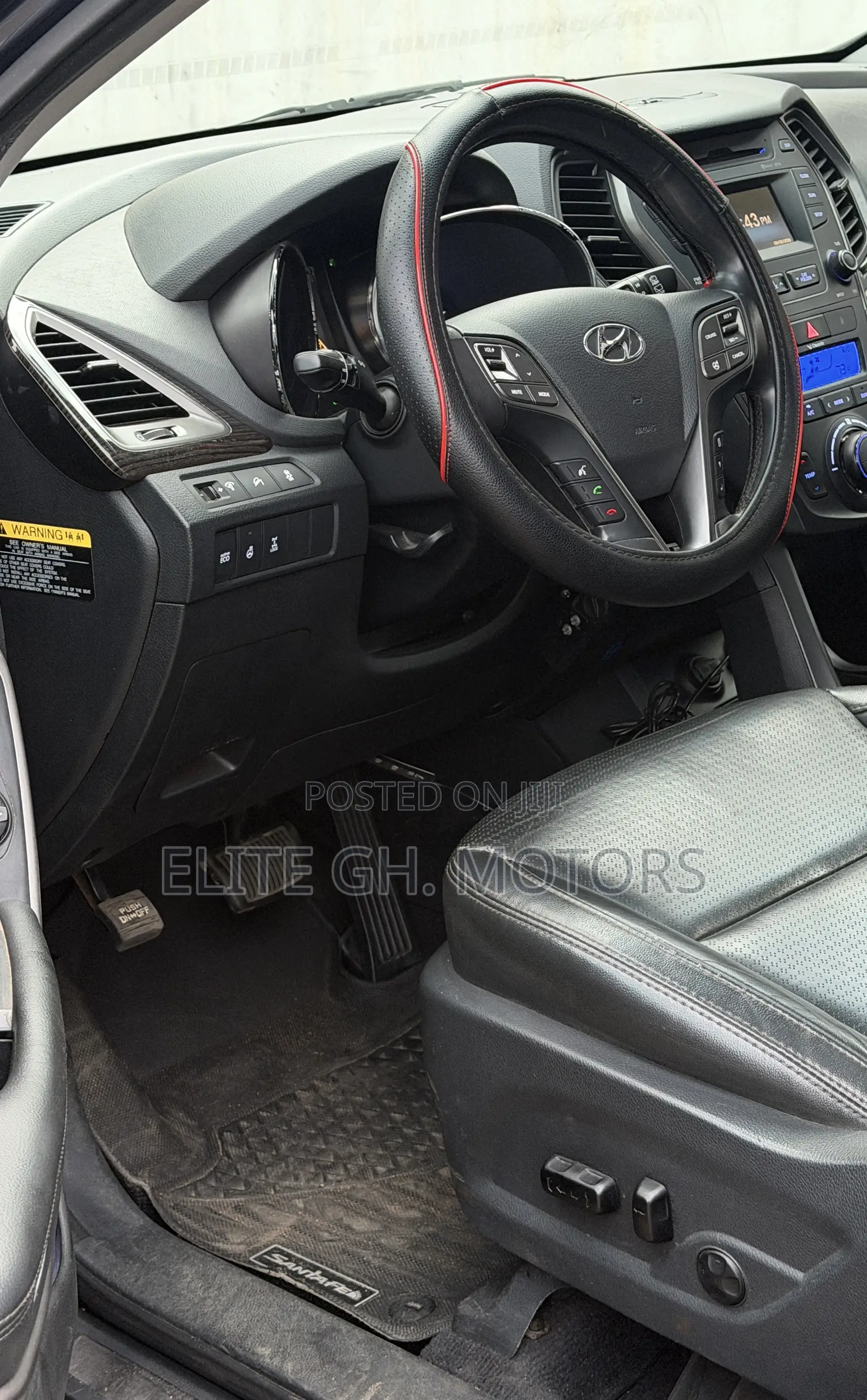 Hyundai Santa Fe 2016 Black