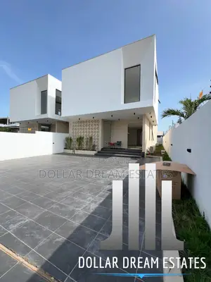 5bdrm House in Spintex for sale