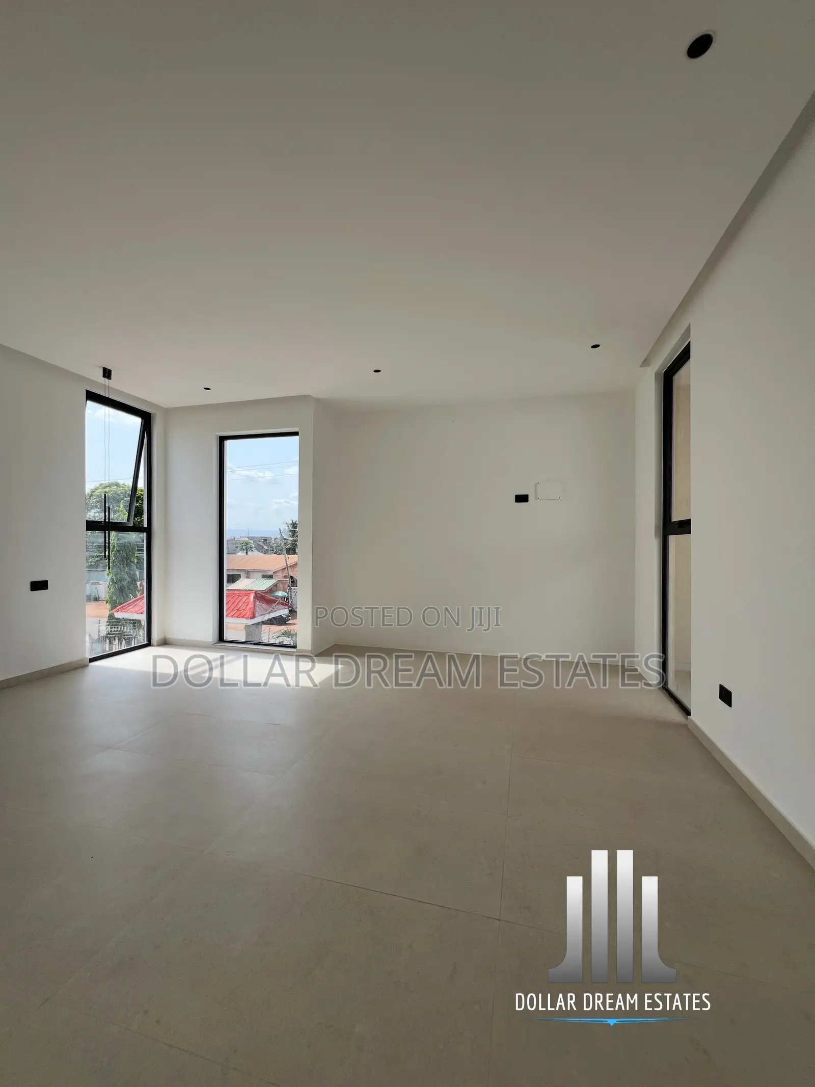 5bdrm House in Spintex for sale
