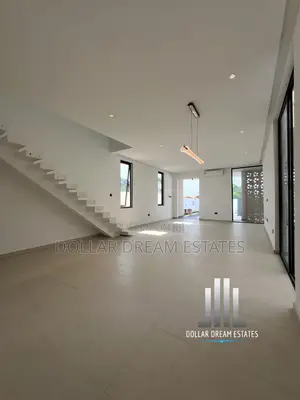 5bdrm House in Spintex for sale