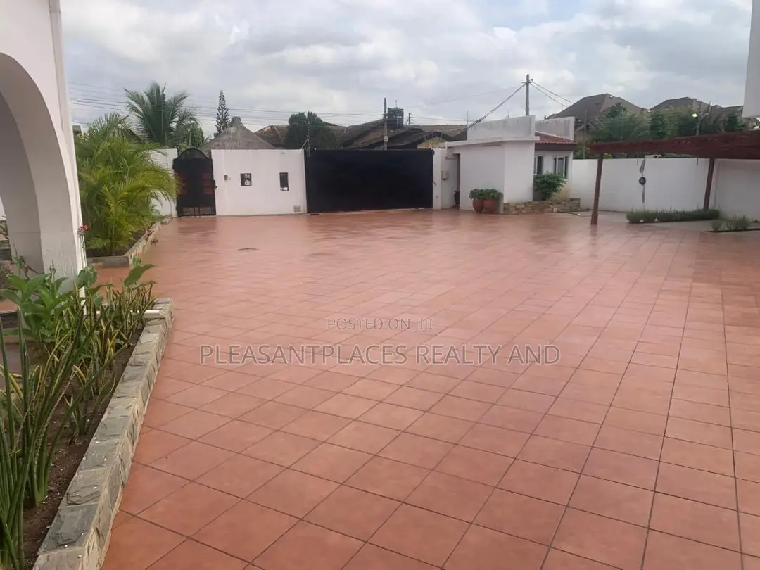 4bdrm House in Pleasantplaces And, East Legon for rent