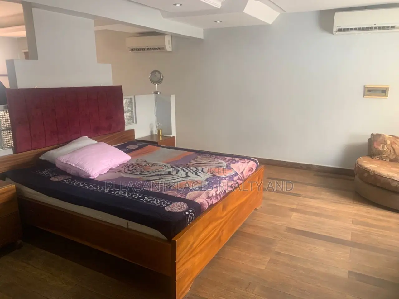 4bdrm House in Pleasantplaces And, East Legon for rent