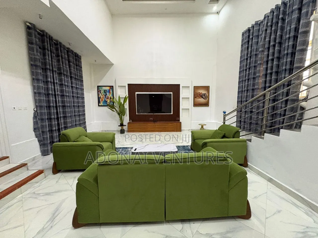 Furnished 6bdrm House in Abrepo Bronikrom, Kumasi Metropolitan for sale
