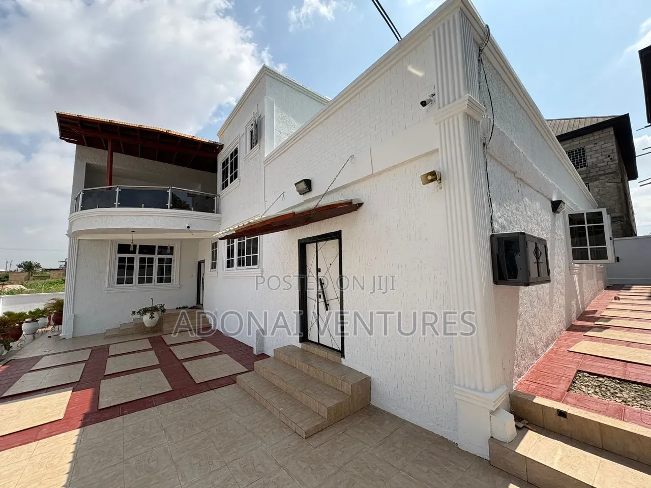 Furnished 6bdrm House in Abrepo Bronikrom, Kumasi Metropolitan for sale