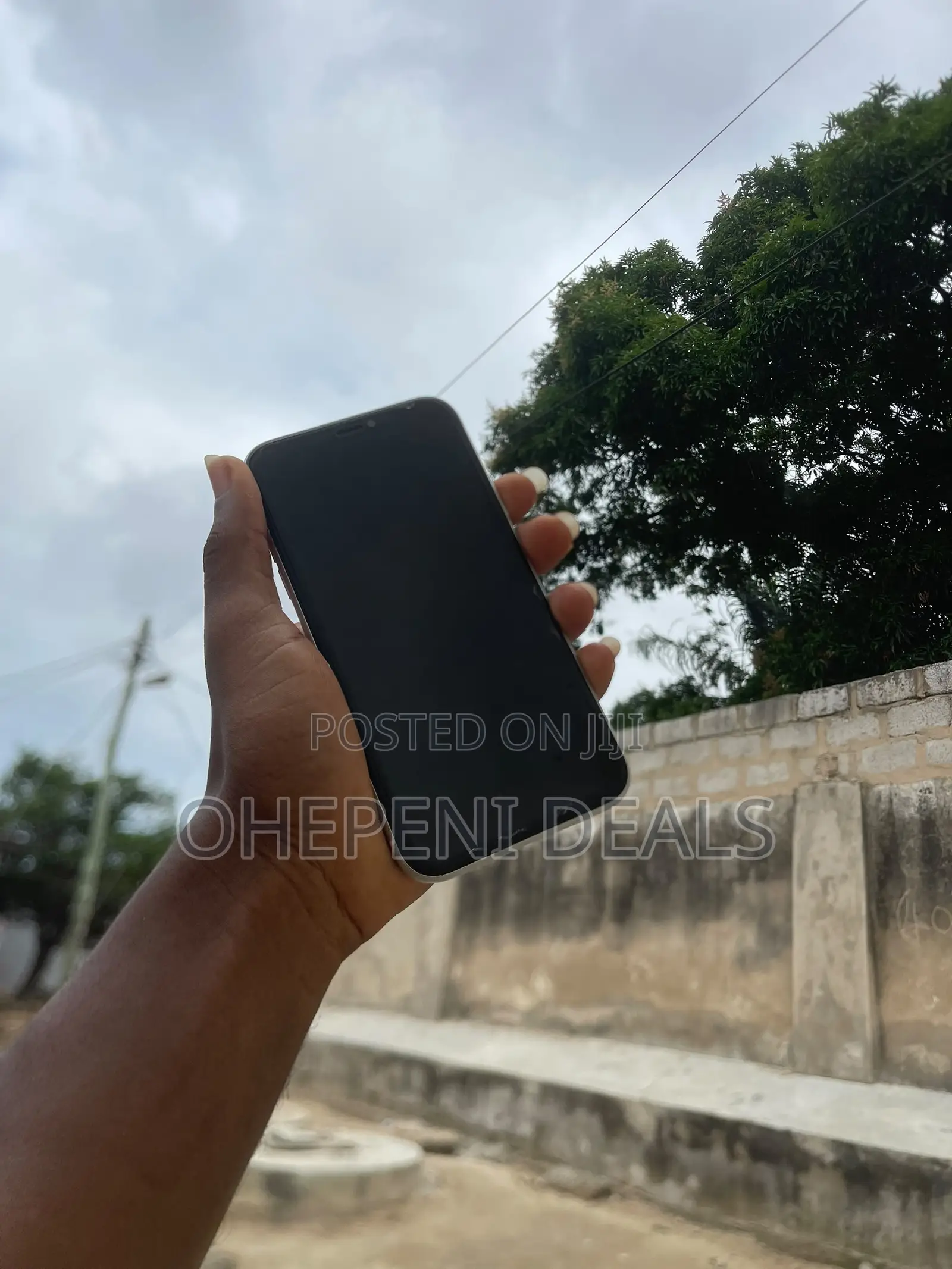 Apple iPhone XR 64 GB White