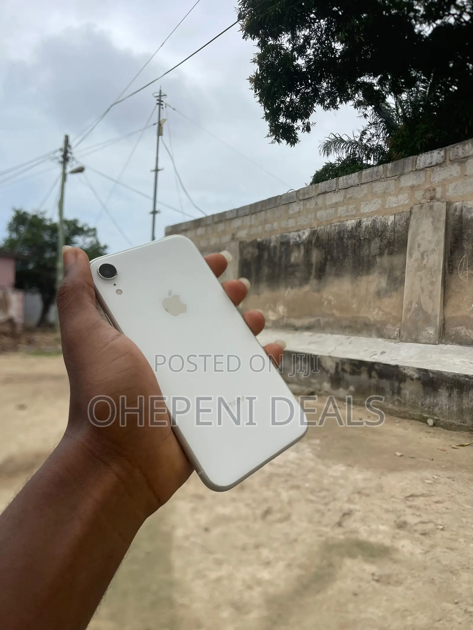 Apple iPhone XR 64 GB White