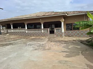 3bdrm Apartment in Sokoban Ampabame, Kumasi Metropolitan for rent