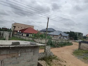 2bdrm House in School Junction for sale