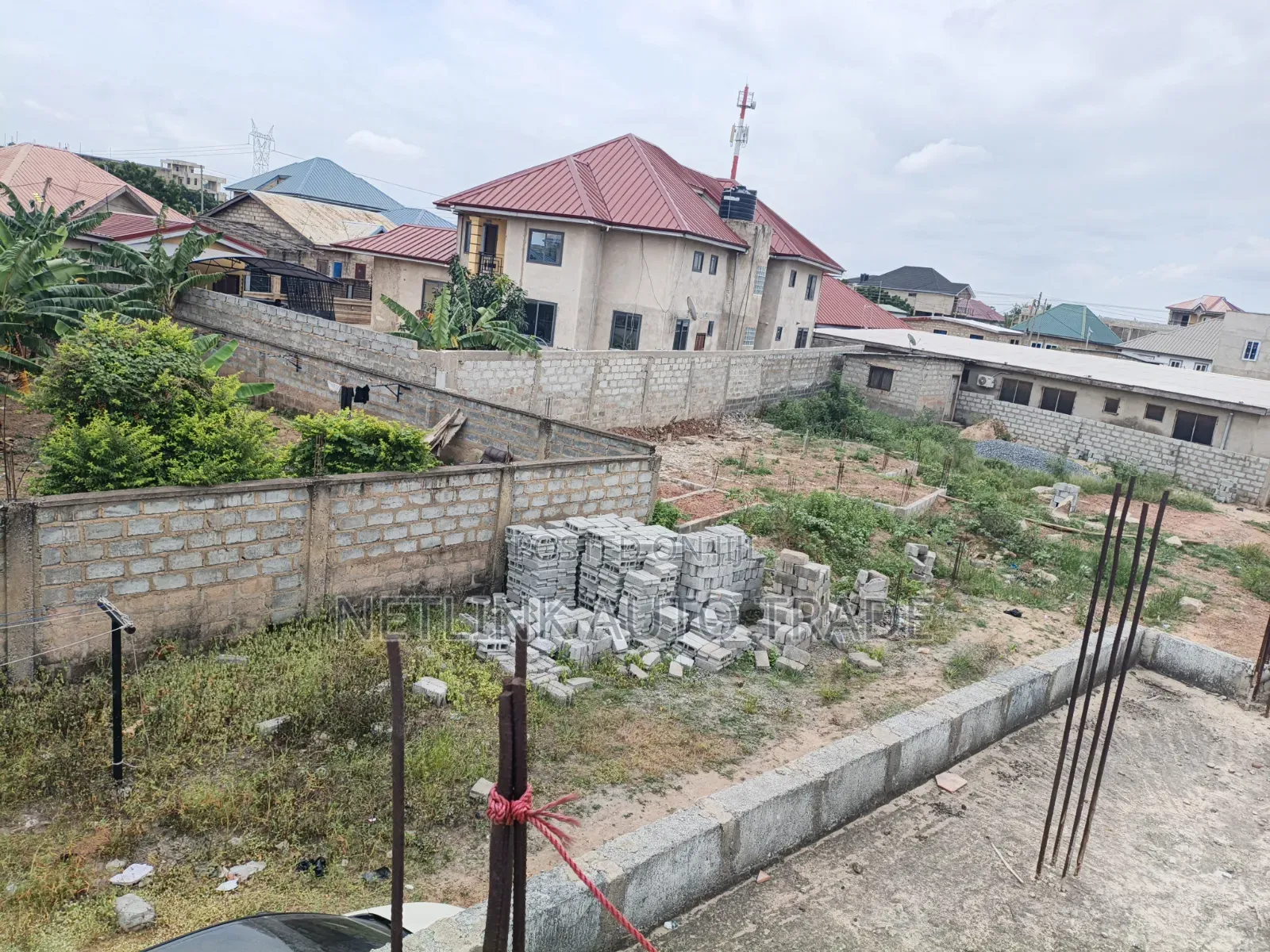 2bdrm House in School Junction for sale