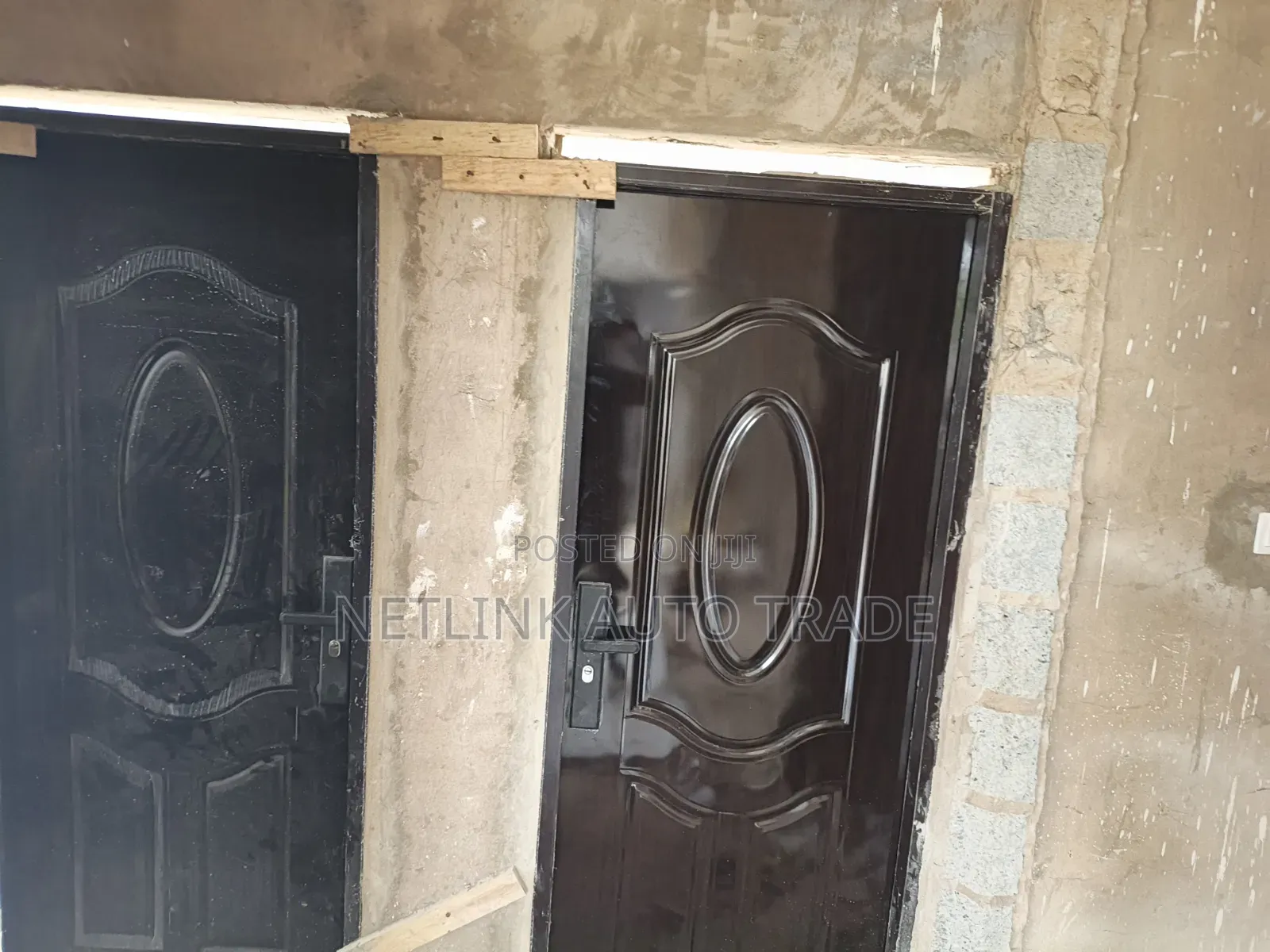 2bdrm House in School Junction for sale
