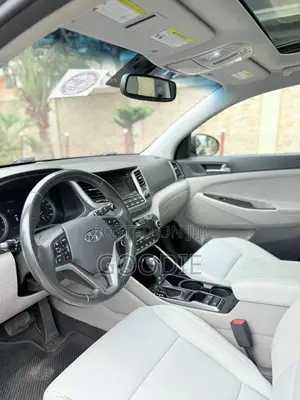 Hyundai Tucson Sport AWD 2017 Gray
