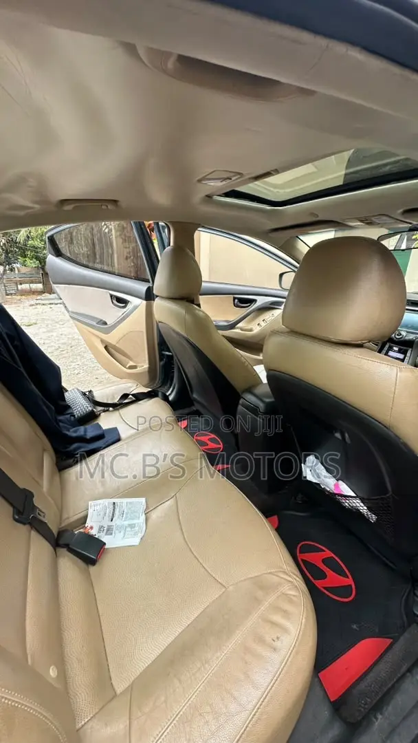 Hyundai Elantra Limited Sedan FWD (1.8L 4cyl 6A) 2013 Blue