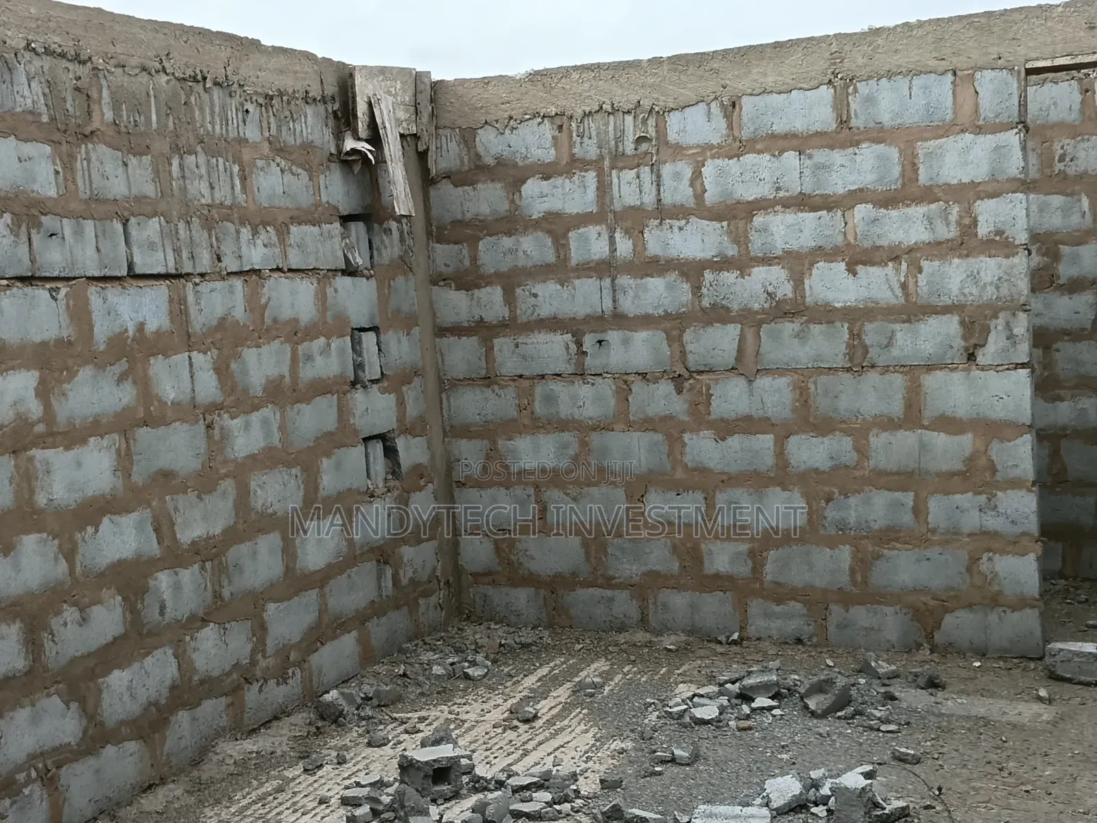 3-Bedroom Uncompleted Modern House - Katamanso State Housing