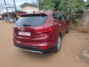 Hyundai Santa Fe 2014 Red