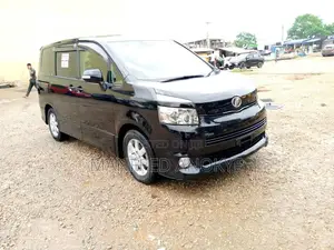 Toyota Voxy 2012 Black