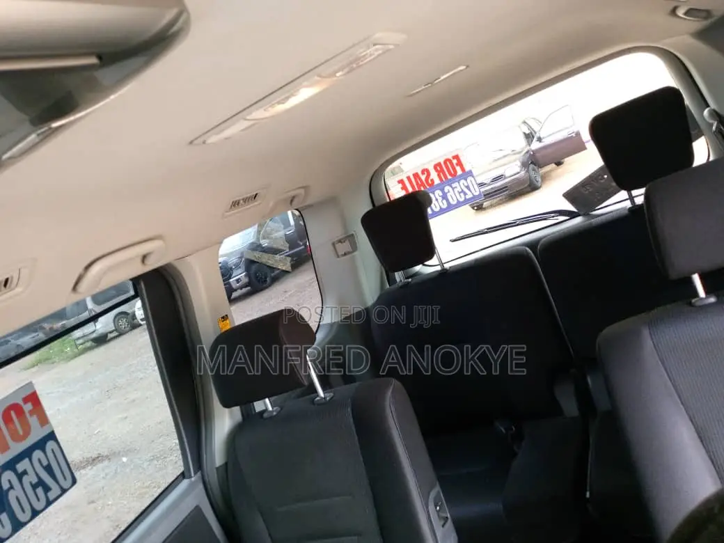 Toyota Voxy 2012 Black