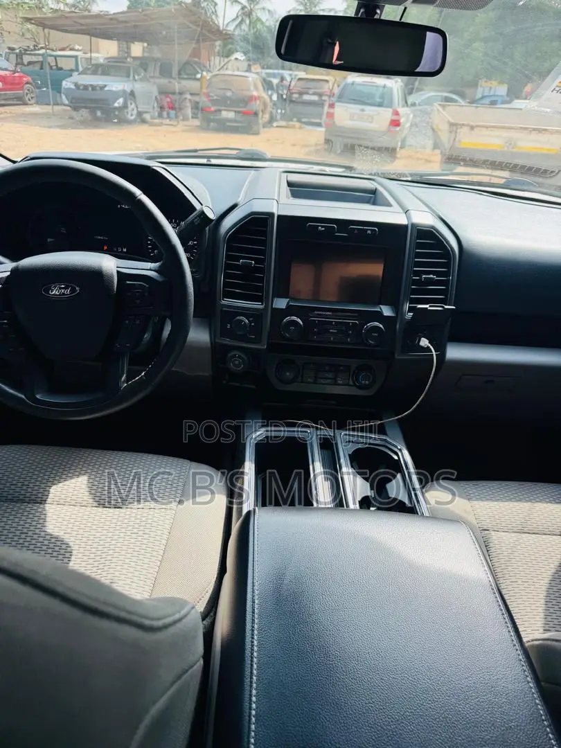 Ford F-150 2019 White
