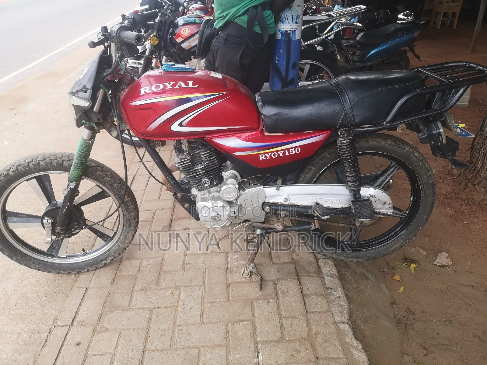 Royal RY150 2025 Red