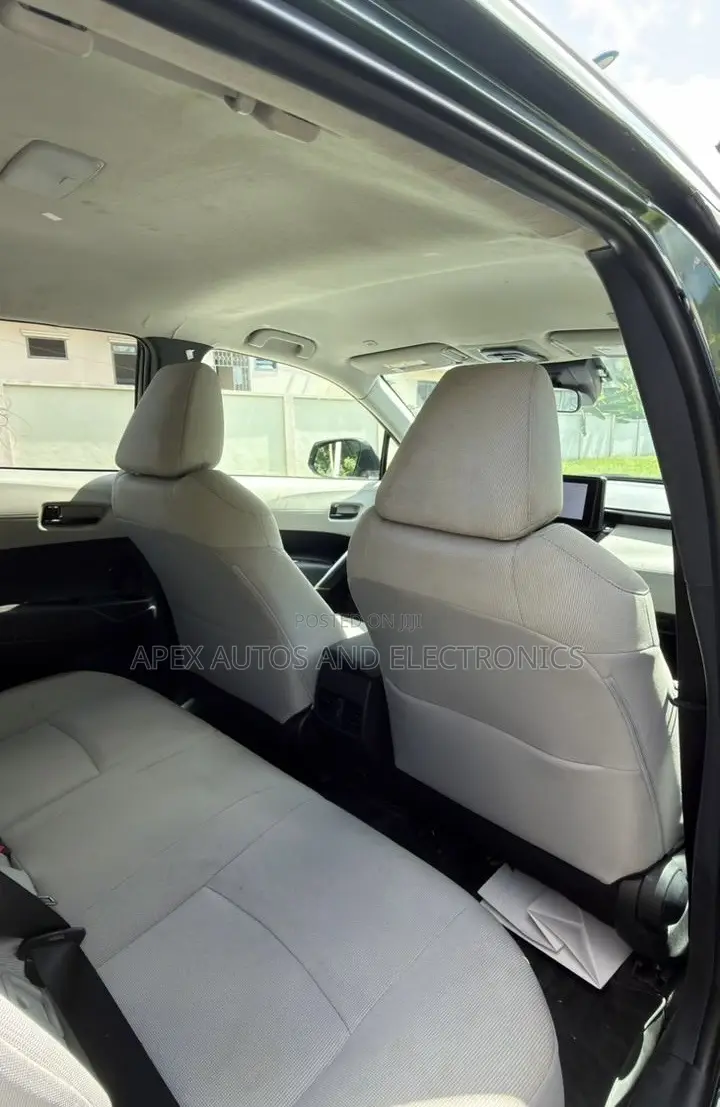 Toyota Corolla Cross 2022 Green