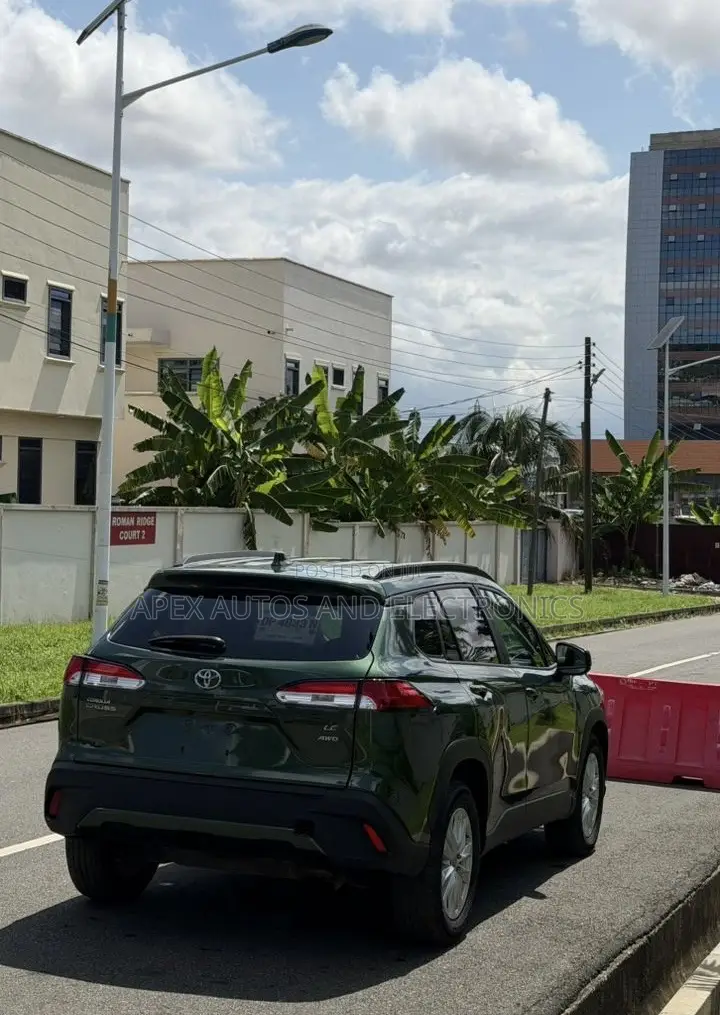 Toyota Corolla Cross 2022 Green