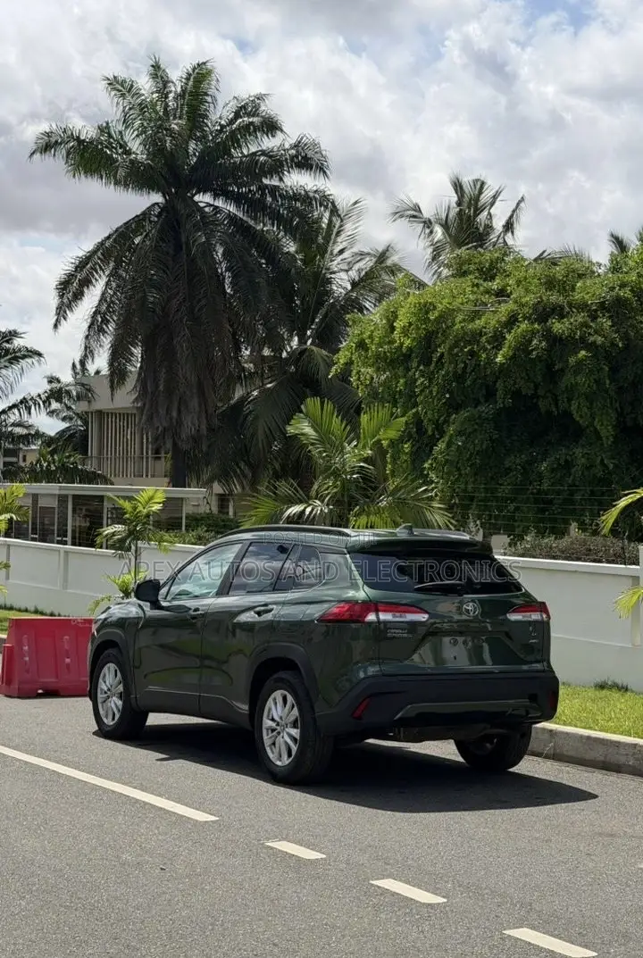 Toyota Corolla Cross 2022 Green