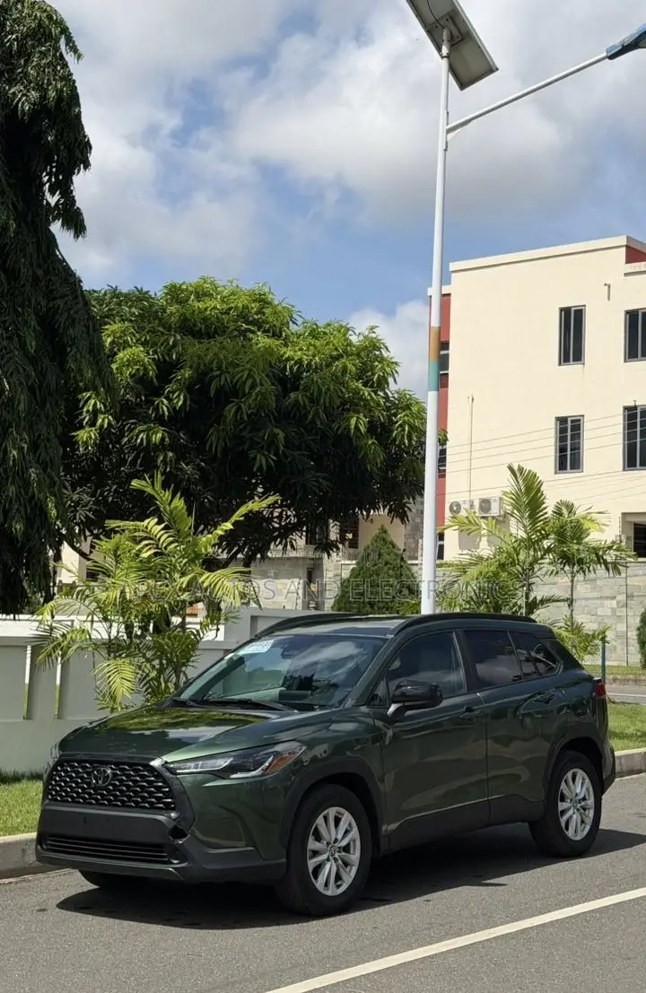 Toyota Corolla Cross 2022 Green