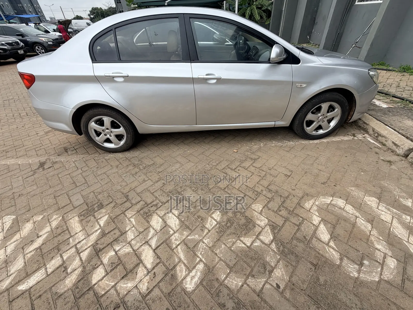 MG 350 2013 Silver