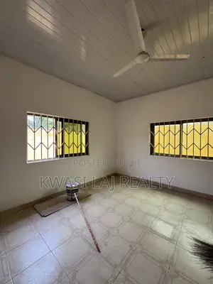 4bdrm House in Scc Around Westhills, Weija for rent