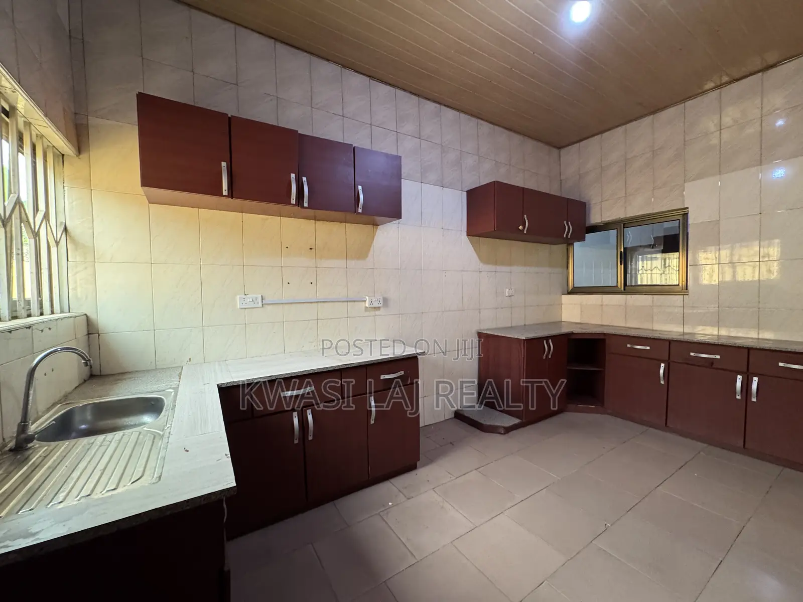 4bdrm House in Scc Around Westhills, Weija for rent