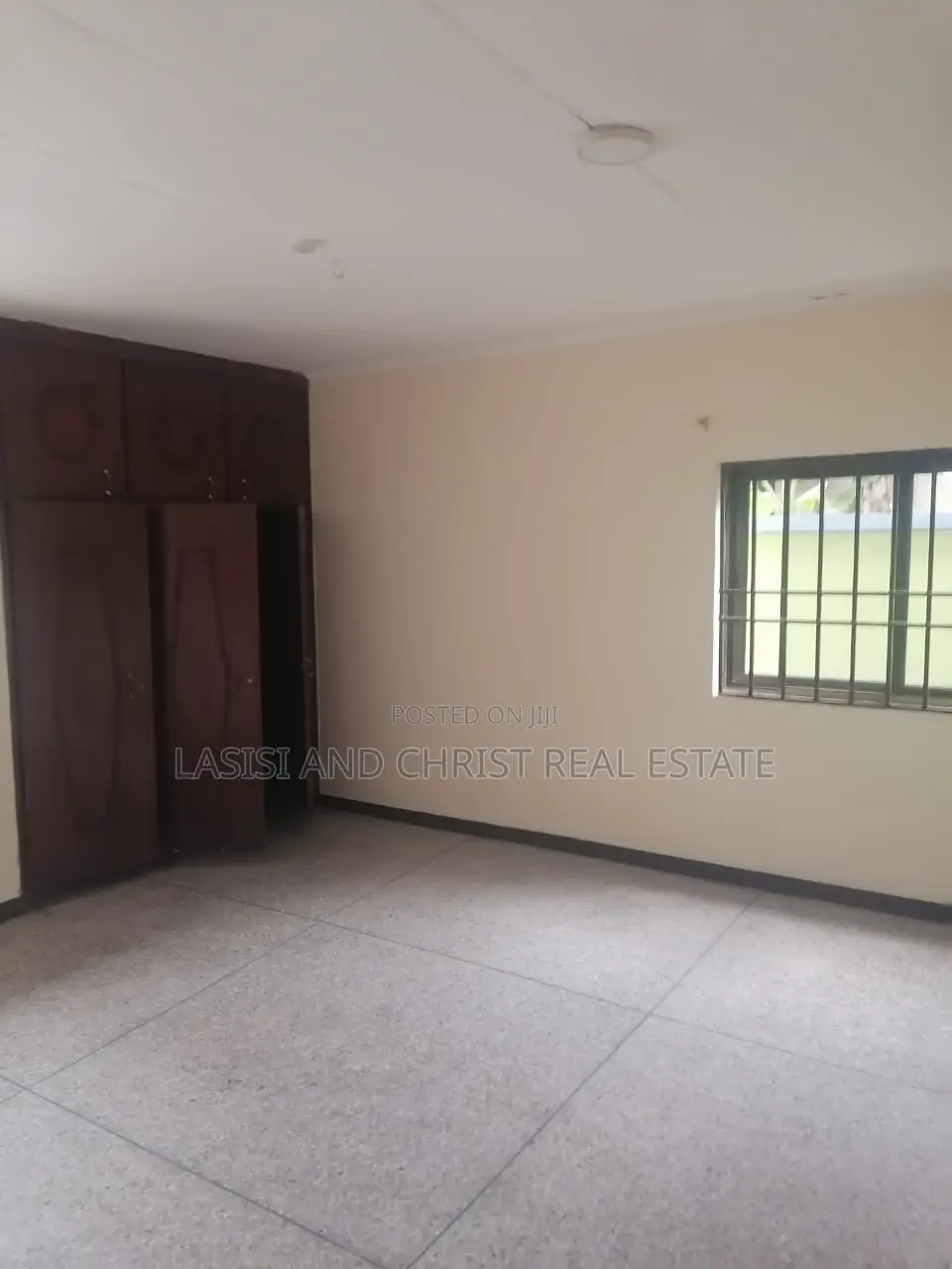 6bdrm Mansion in Lasisi And Christ, Amasaman for rent