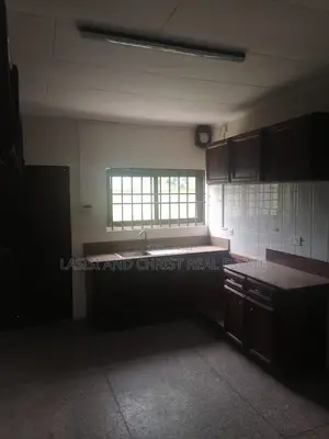 6bdrm Mansion in Lasisi And Christ, Amasaman for rent