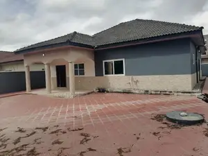 3bdrm House in Lasisi And Christ, Amasaman for rent