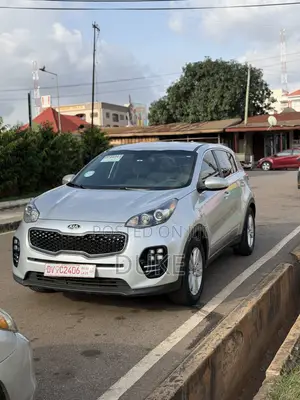 Kia Sportage LX 4dr SUV (2.4L 4cyl 6A) 2017 Gray