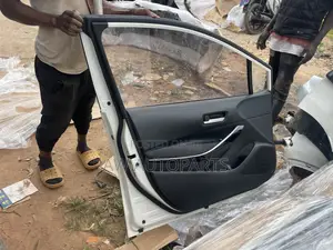 Toyota Corolla 2020-2025 Doors Used