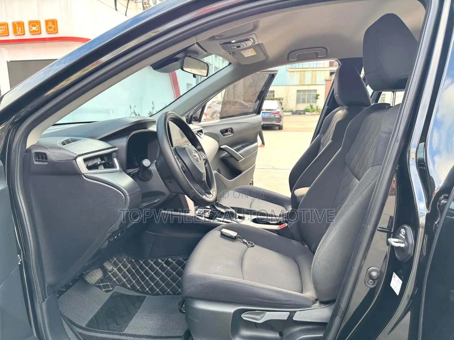 New Toyota Corolla Cross 2025 Black
