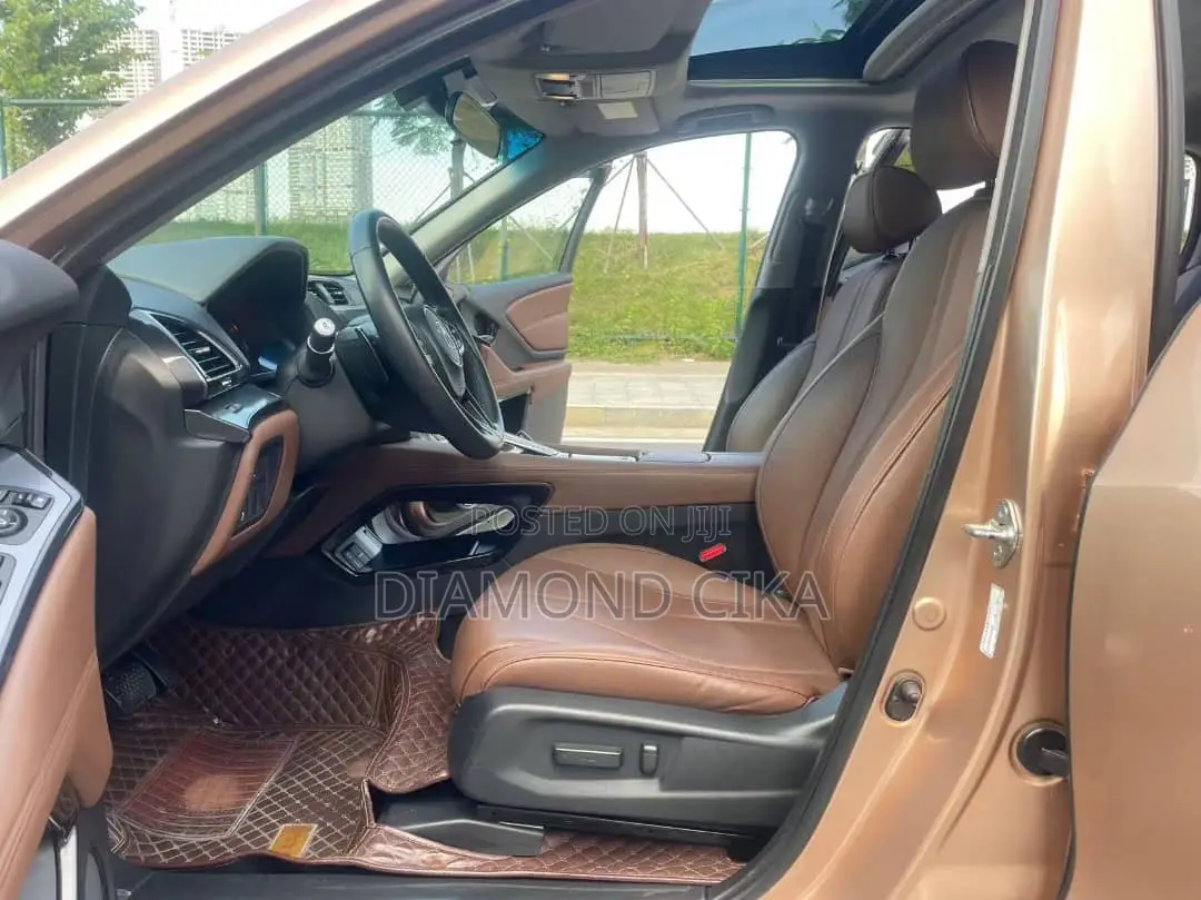 Acura CSX 2012 Brown
