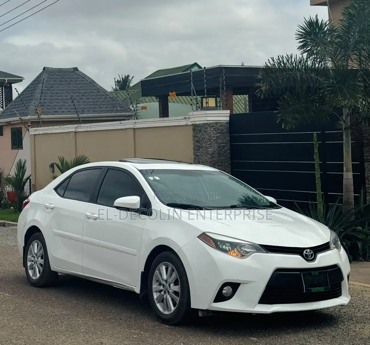 Toyota Corolla 2015 White