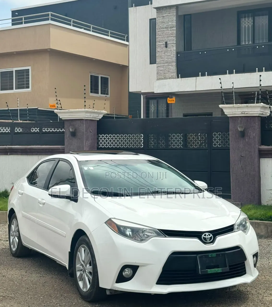 Toyota Corolla 2015 White