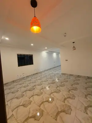 3bdrm Duplex in Adenta for sale