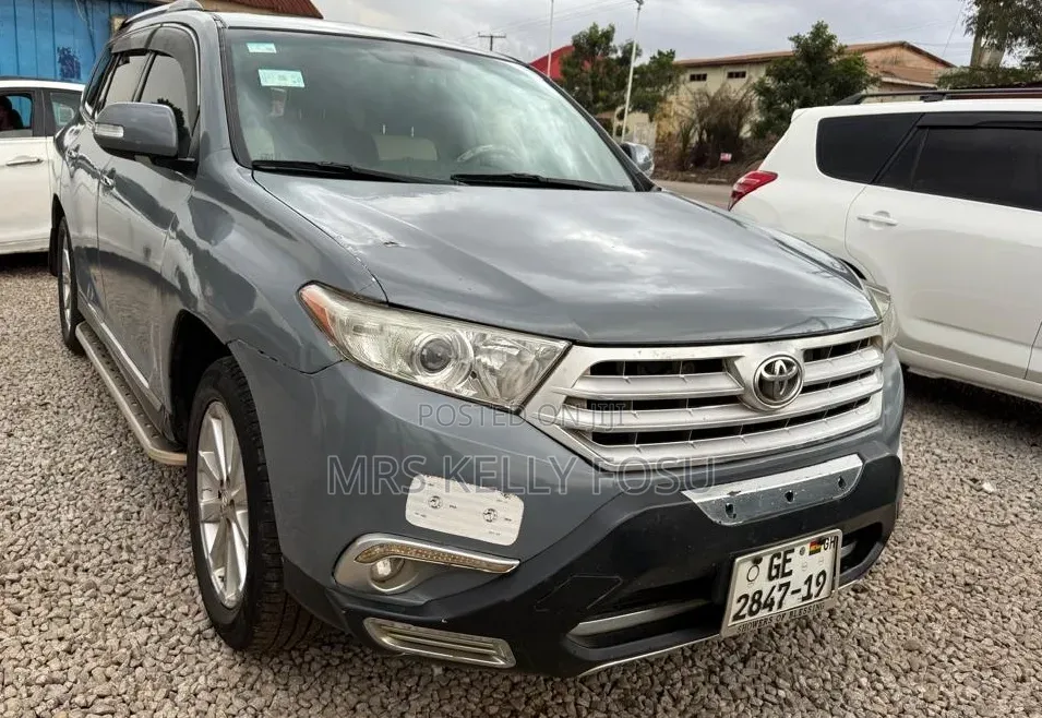Toyota Highlander 2012 Blue