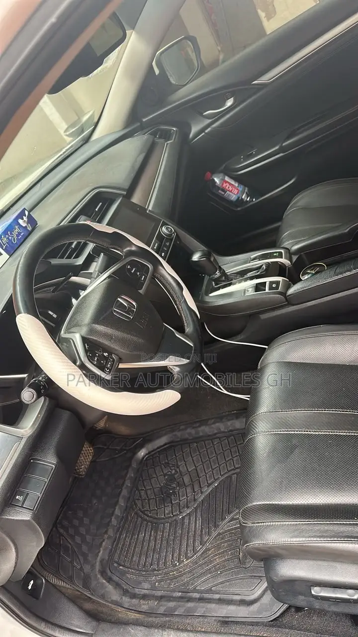Honda Civic EX 4dr Sedan (2.0L 4cyl) 2017 White