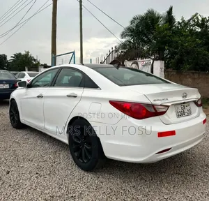 Hyundai Sonata 2012 White
