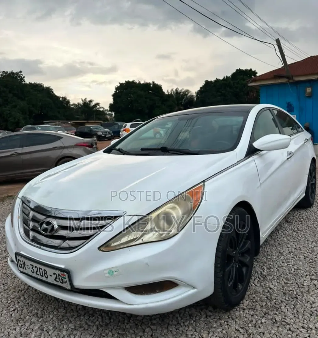 Hyundai Sonata 2012 White