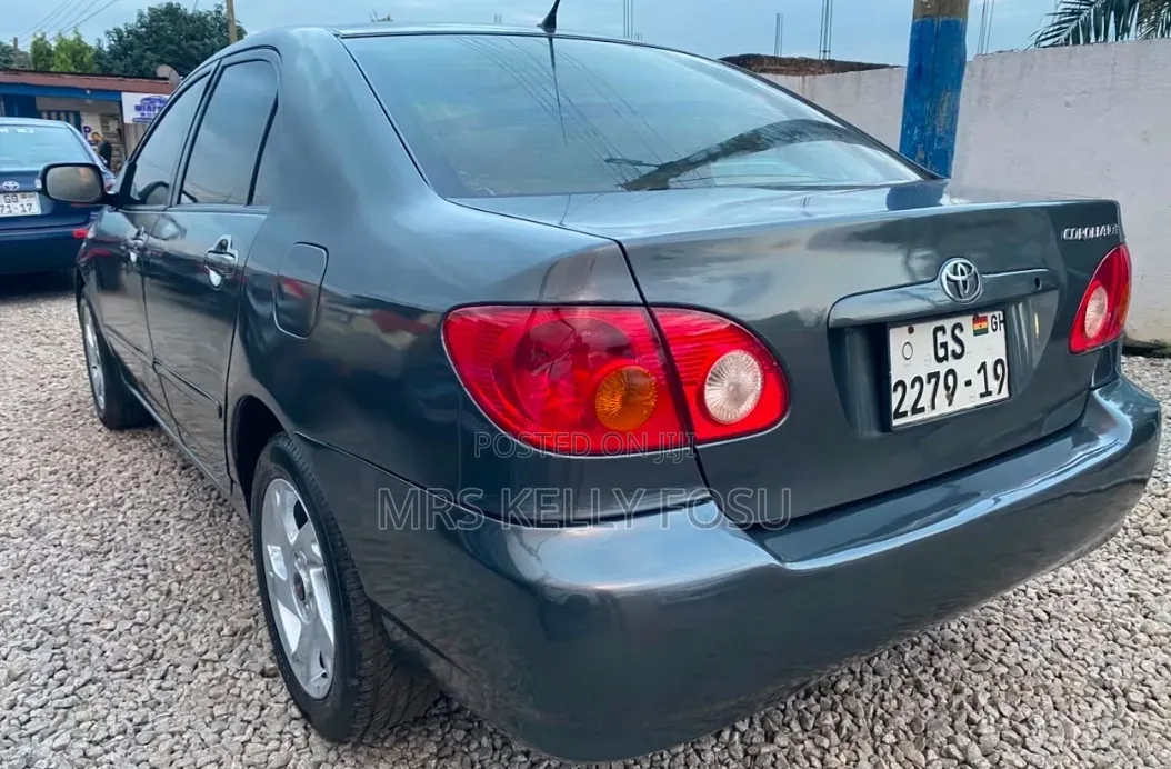 Toyota Corolla 2008 Gray