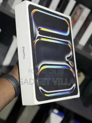 New Apple iPad Pro 13 (2024) 512 GB Silver