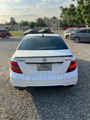 Mercedes-Benz C250 2014 White