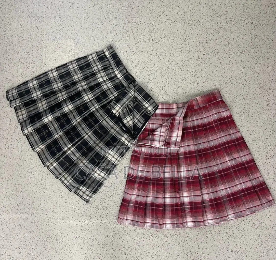 Short Pleated Skirts