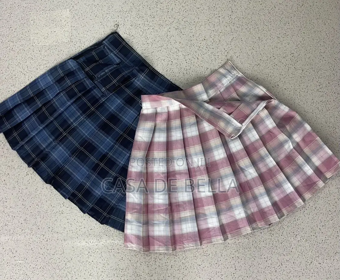 Short Pleated Skirts