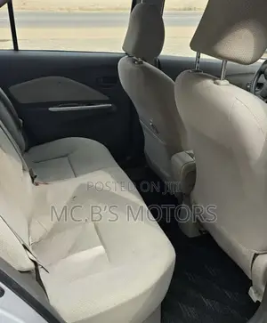 Toyota Belta 2012 Silver